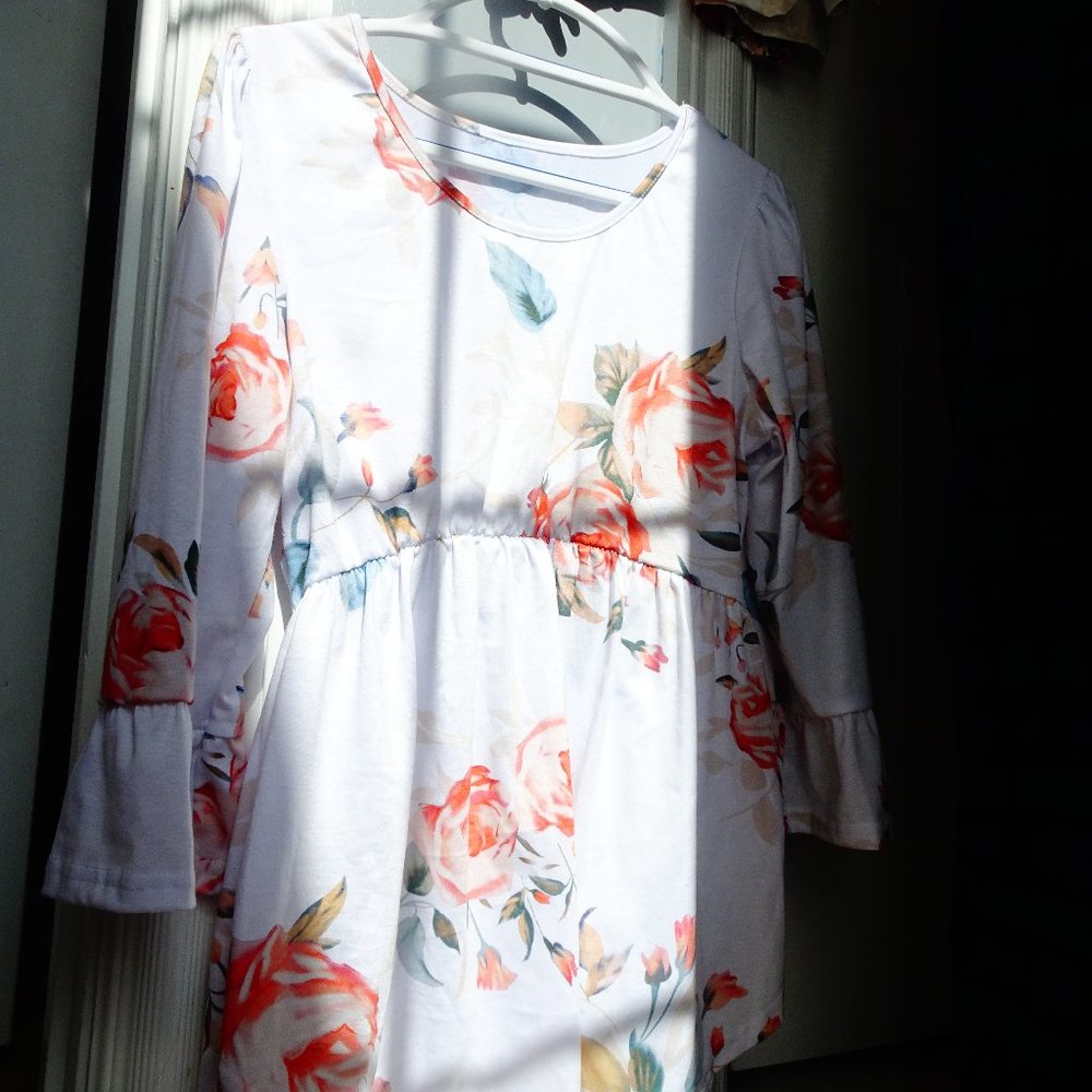 long sleeve flower mid sleeve shirt